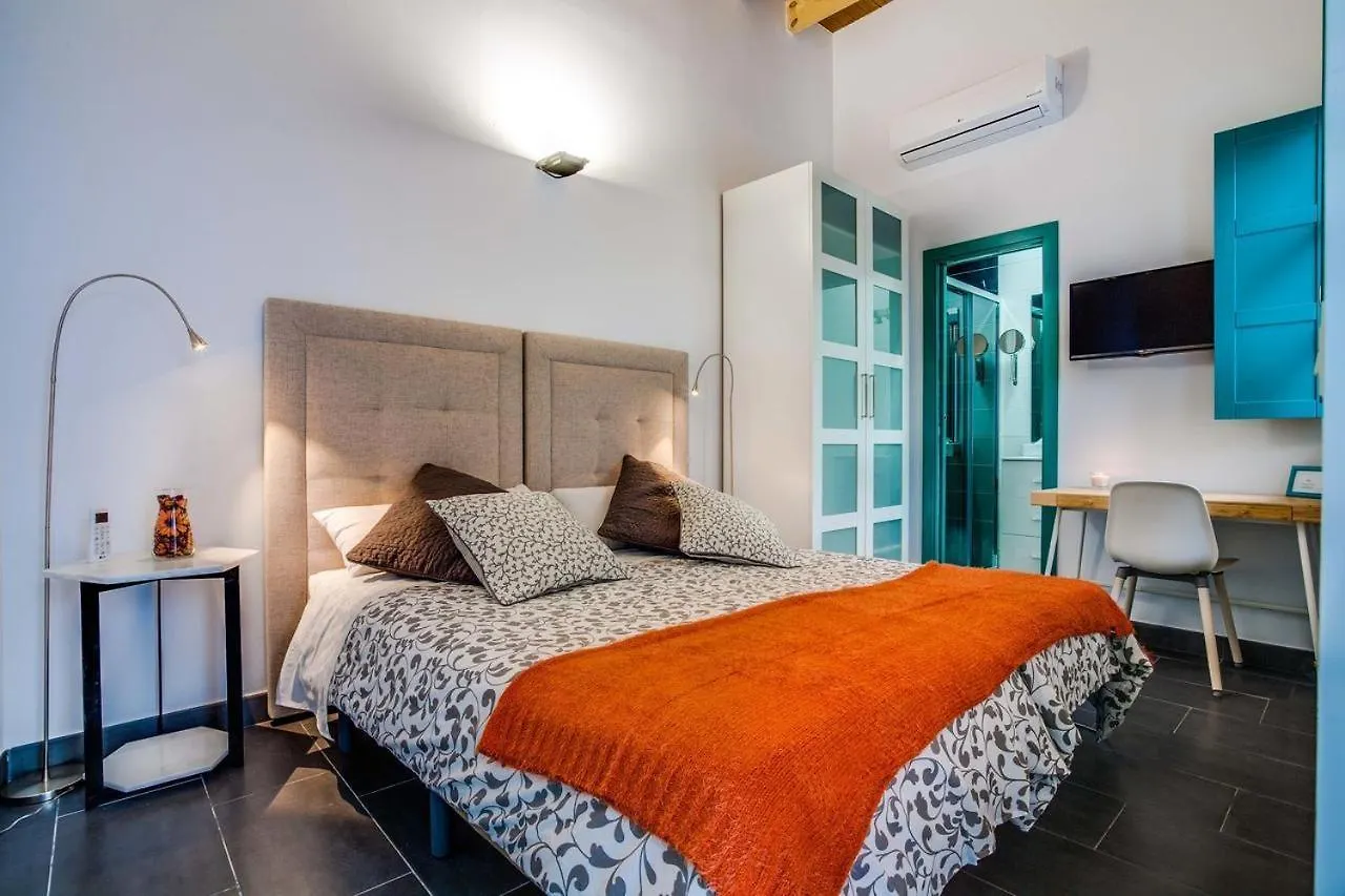 Bed & Breakfast Casa Palacio El Condestable De Sevilla